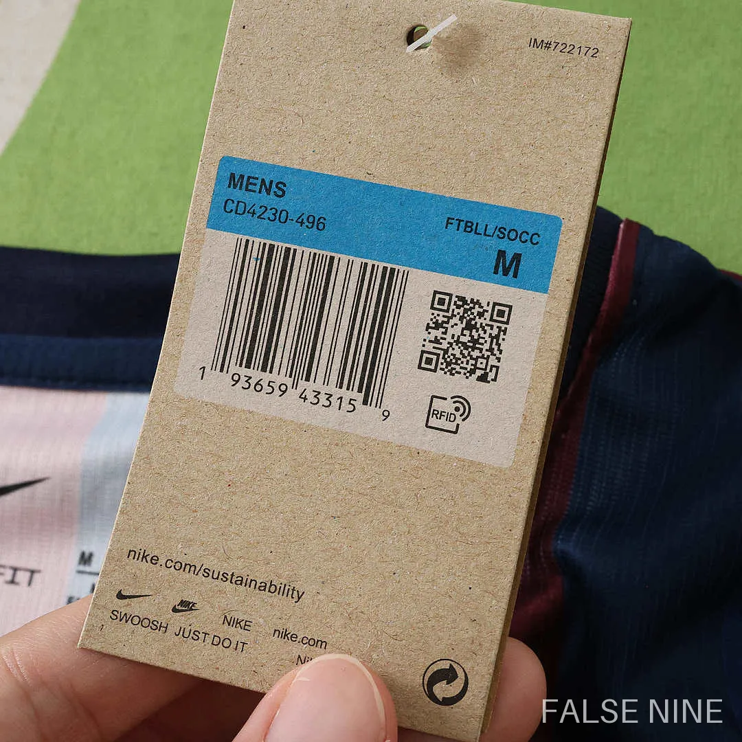 FC Barcelona 26/27 Home Cropped Jersey, photo 16