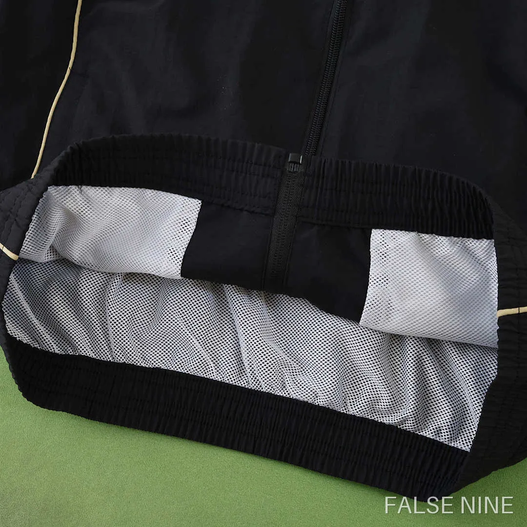 Liverpool 25/26 Training Jacket, photo 18