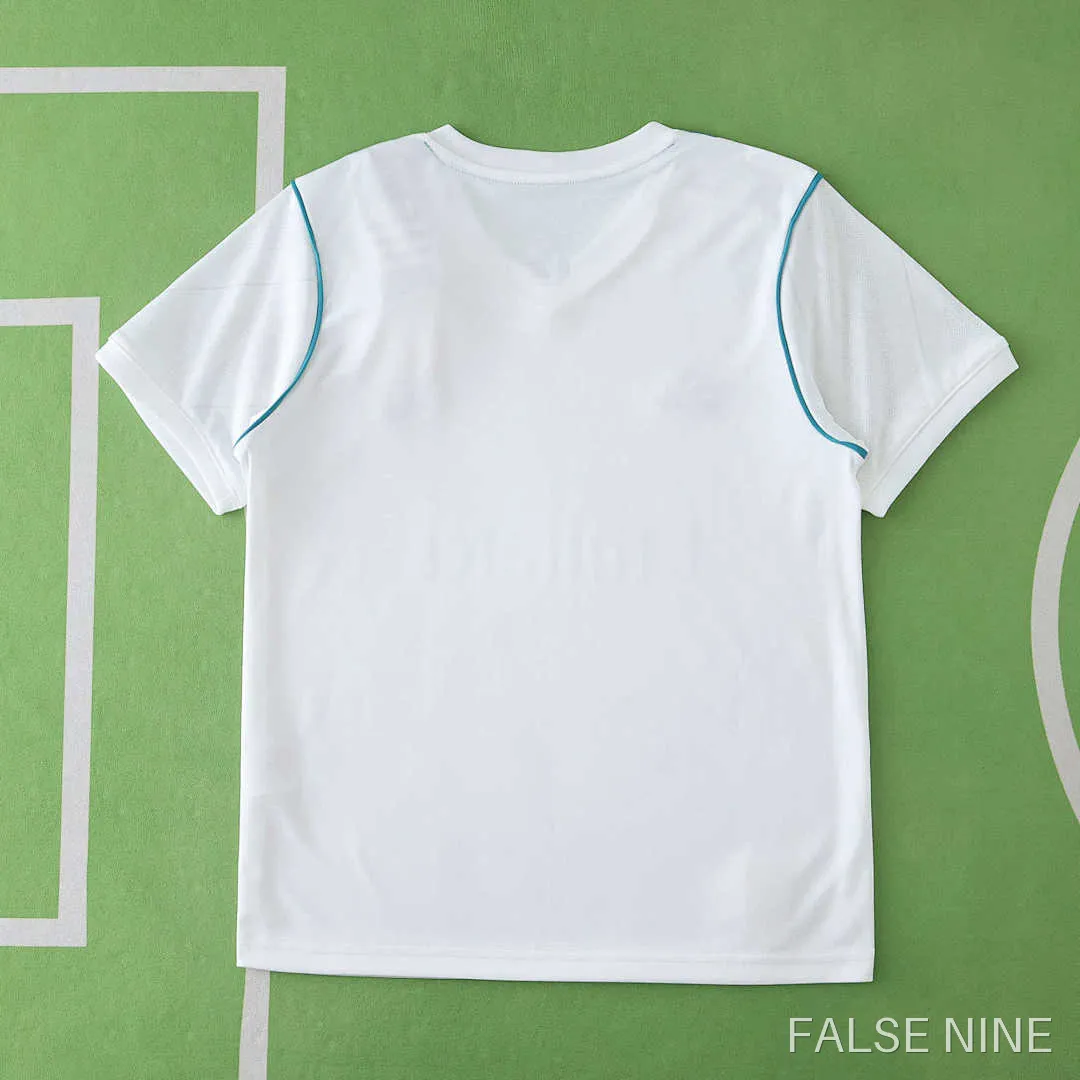 Real Madrid 17/18 Home Kids Kit (Retro), photo 18