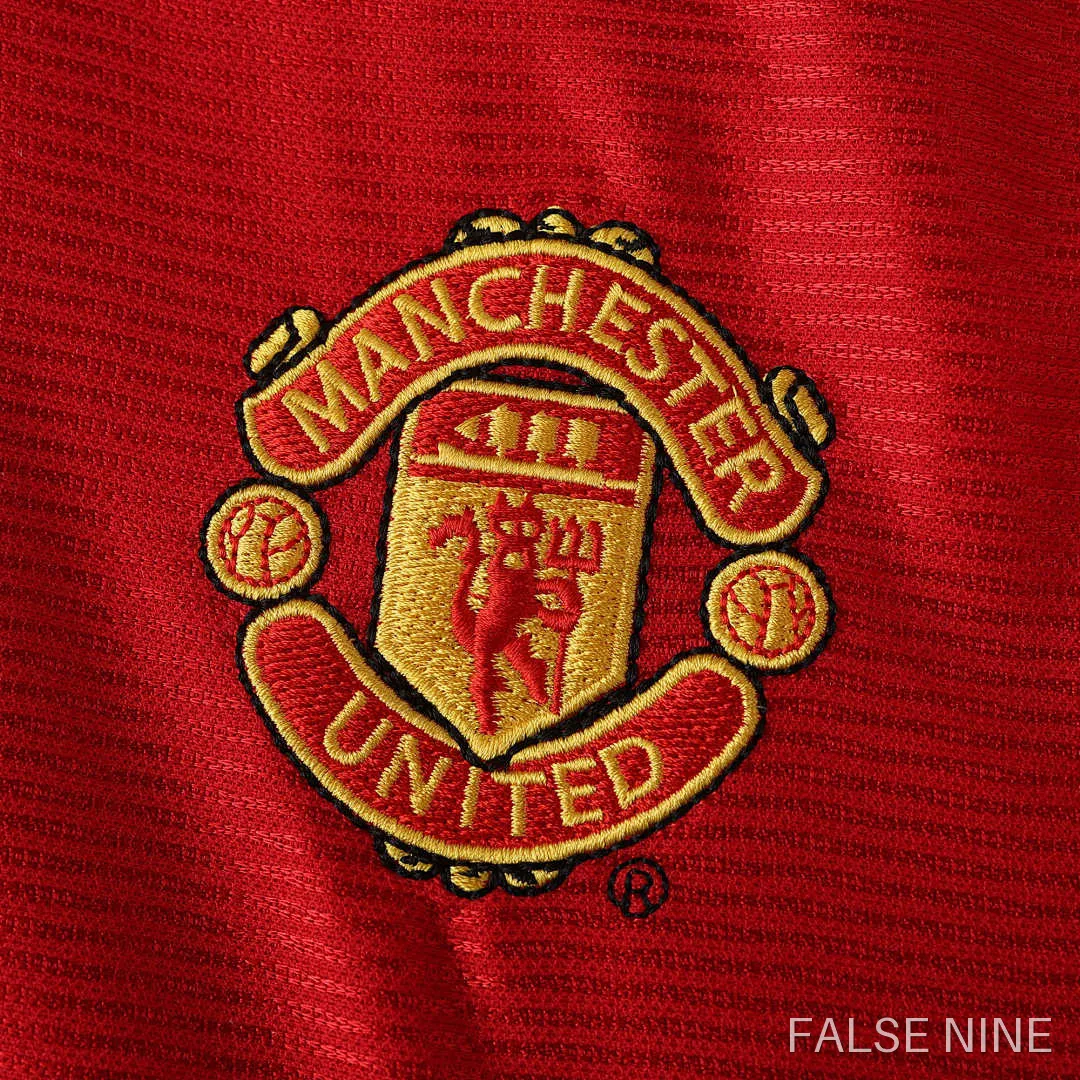 0002 Manchester United F.C. home retro Fan version, photo 4