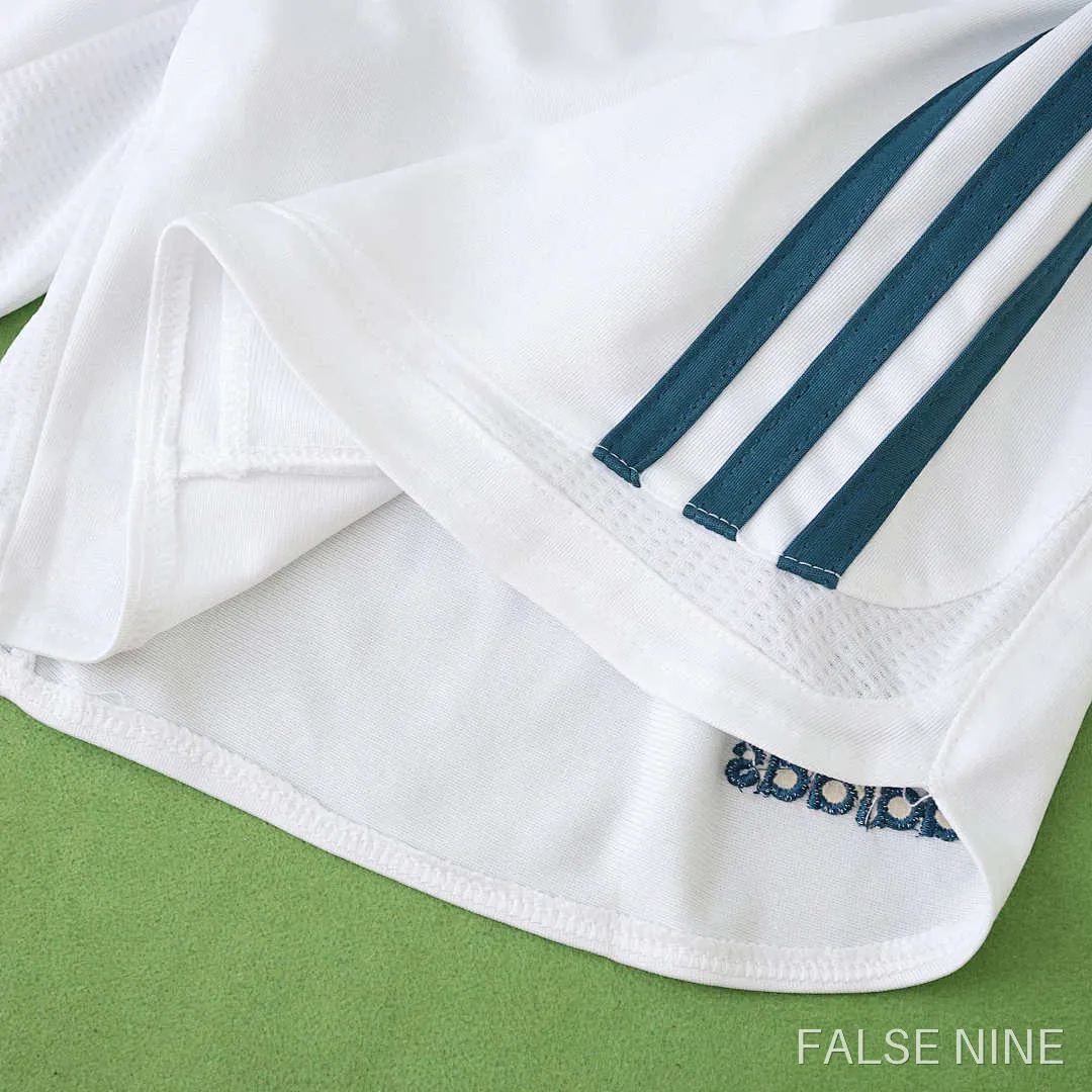 Liverpool F.C. 2006 Away Kit (Kids Retro), photo 9