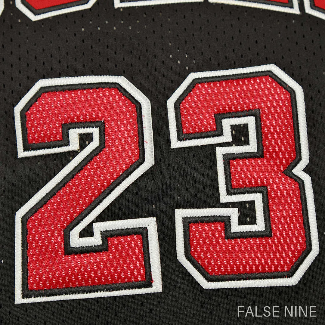 Chicago Bulls 1996-97 Away Jersey (Retro), photo 2