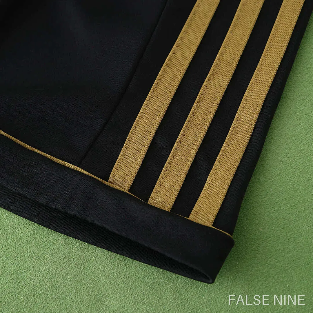 Real Madrid 2011/12 Away Kids Kit (Retro), photo 13