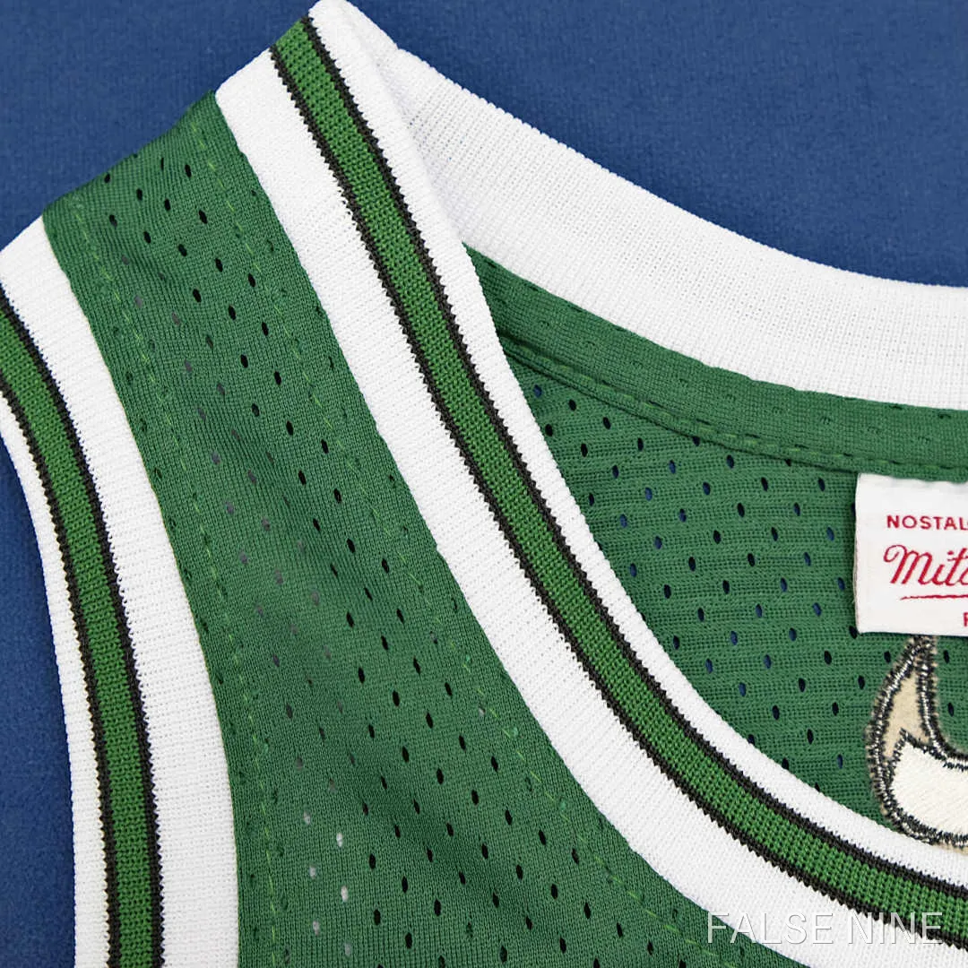 Chicago Bulls 2009-10 Green Jersey (Retro), photo 5