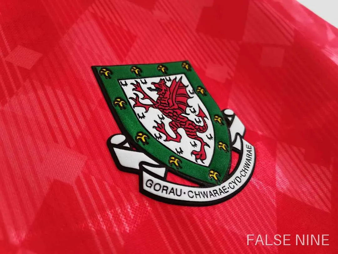 Wales 1990-1992 Home Retro Shirt (Fan Version), photo 7