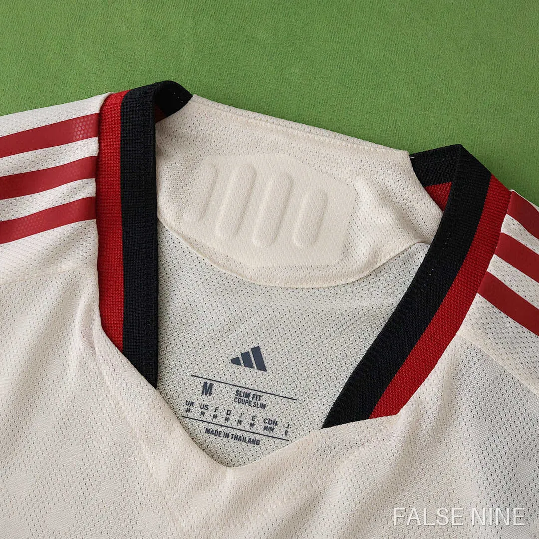 Liverpool 25/26 Away Shirt (Player Version), photo 4
