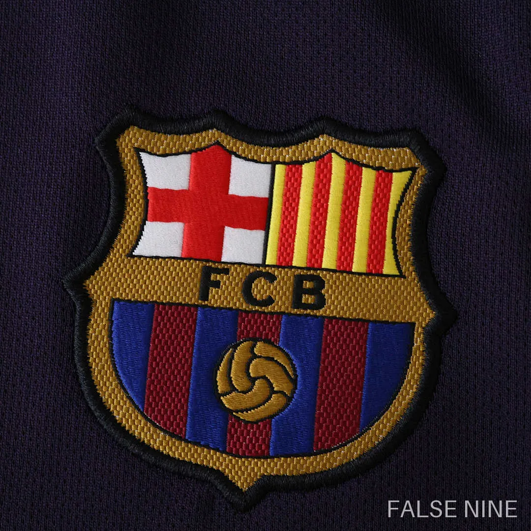 16/17 FC Barcelona / Barça away retro Kids kit, photo 5