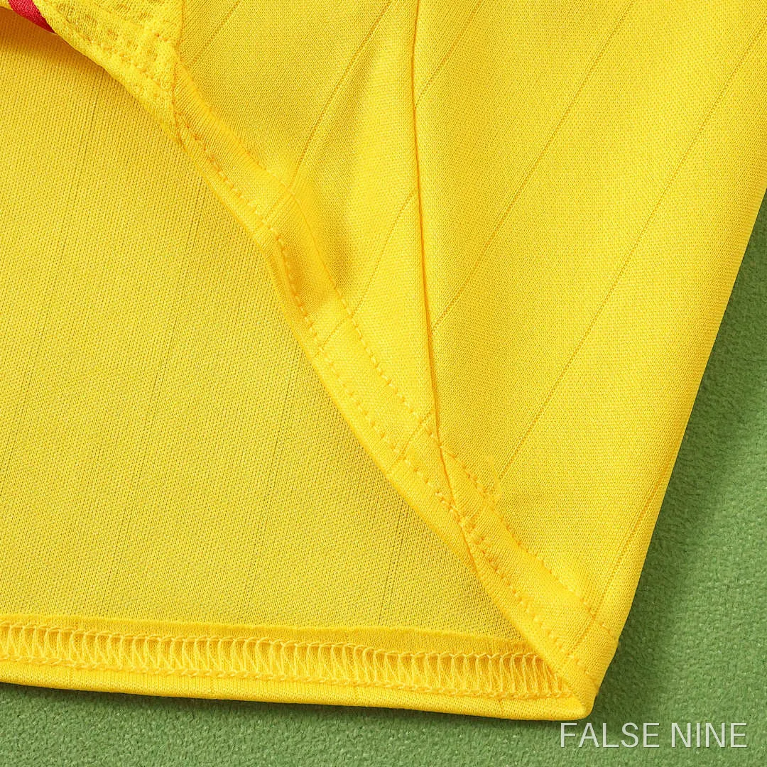 06/07 Liverpool F.C. Yellow Retro Fan version, photo 10