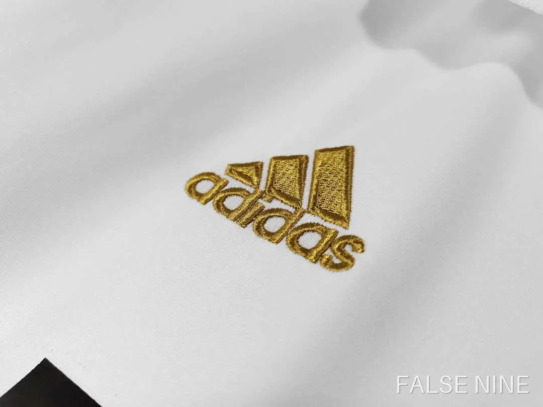 11/12 Real Madrid Home retro Fan version, photo 6
