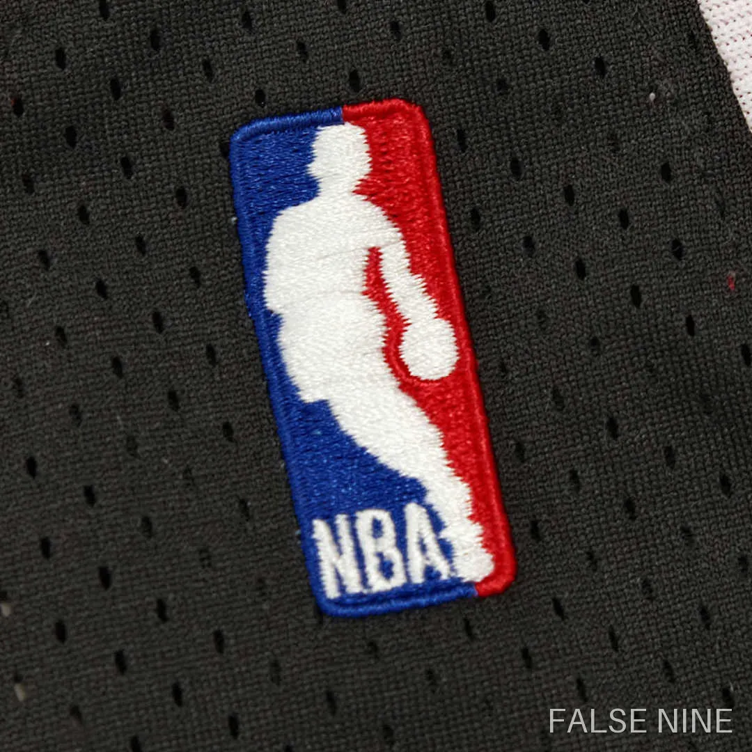 Chicago Bulls 1996-97 Away Jersey (Retro), photo 7