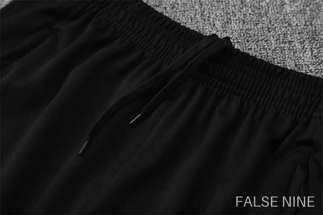 Liverpool 25/26 Training Tracksuit Set, photo 14
