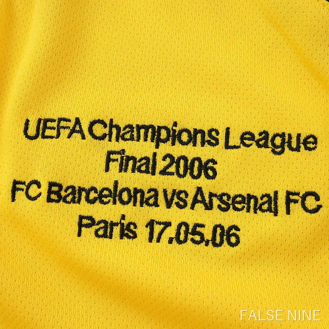 Arsenal 05/06 Away Shirt (Fan Version), photo 13
