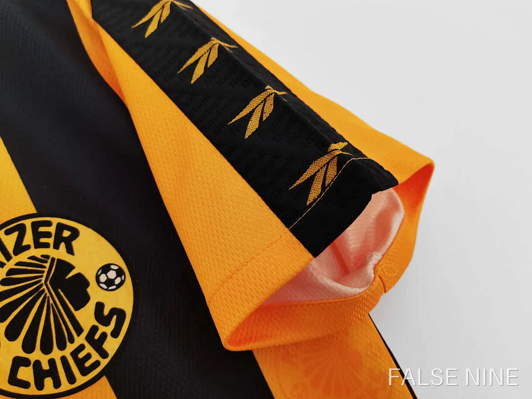 Kaizer Chiefs 1998 Home Shirt (Retro Fan Version), photo 7