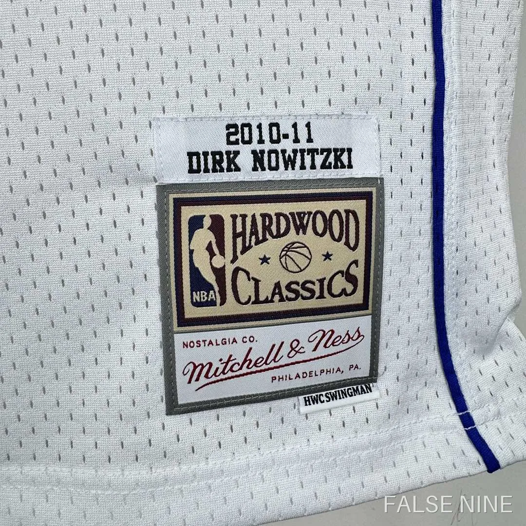 Dallas Mavericks 2010-11 Home Jersey, photo 2
