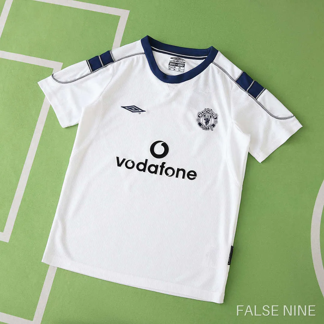 Manchester United 2000/01 Away Kids Kit (Retro), photo 1