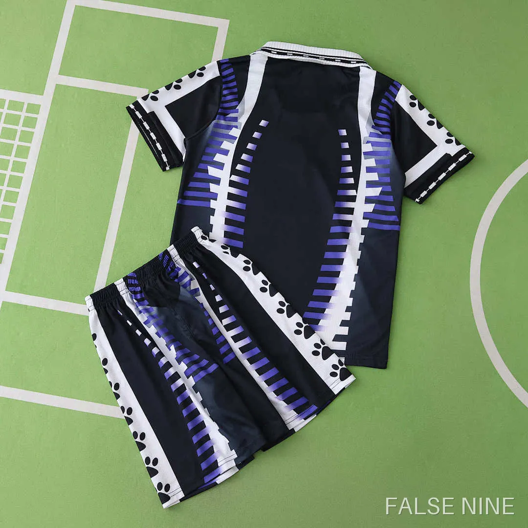 Real Madrid 1997/98 Third Kit (Kids Retro), photo 17