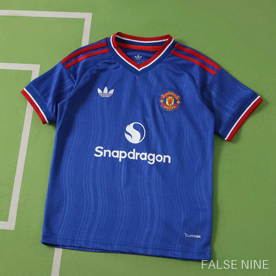 Manchester United 26/27 Away Kids Kit, photo 1