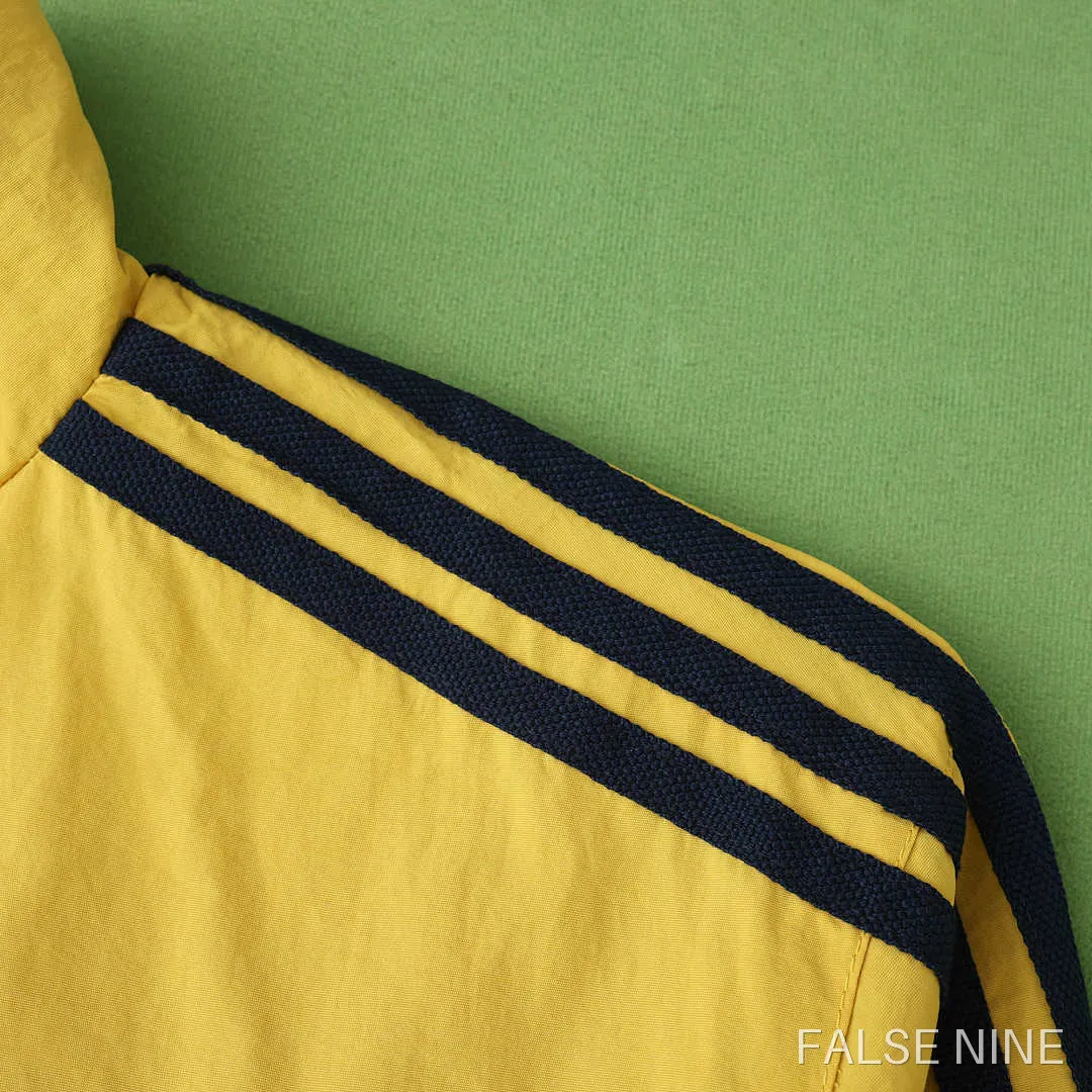 Manchester United 24/25 Training Reversible Windbreaker, photo 13
