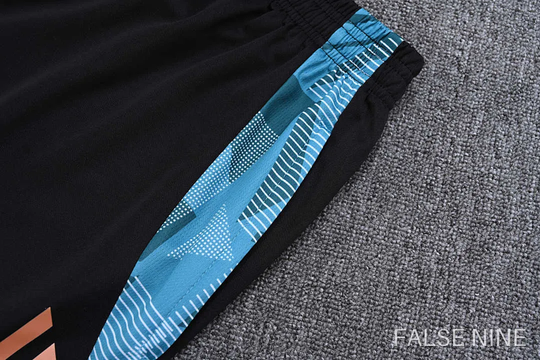 Bayern Munich 25/26 Training Vest (Fan Version), photo 16
