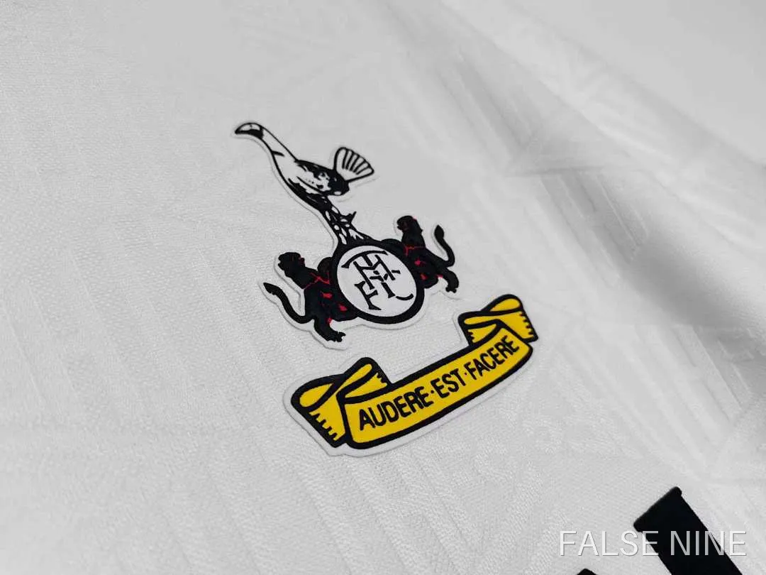 Tottenham Hotspur 1991-93 Home Shirt (Retro Fan Version), photo 9