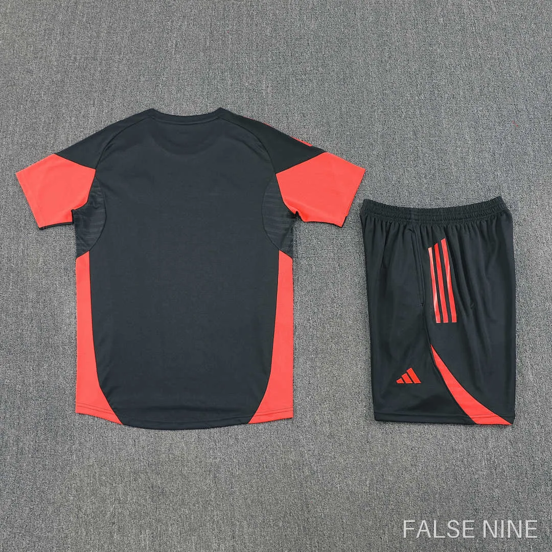 Bayern Munich 25/26 Training Kit (Fan Version), photo 19