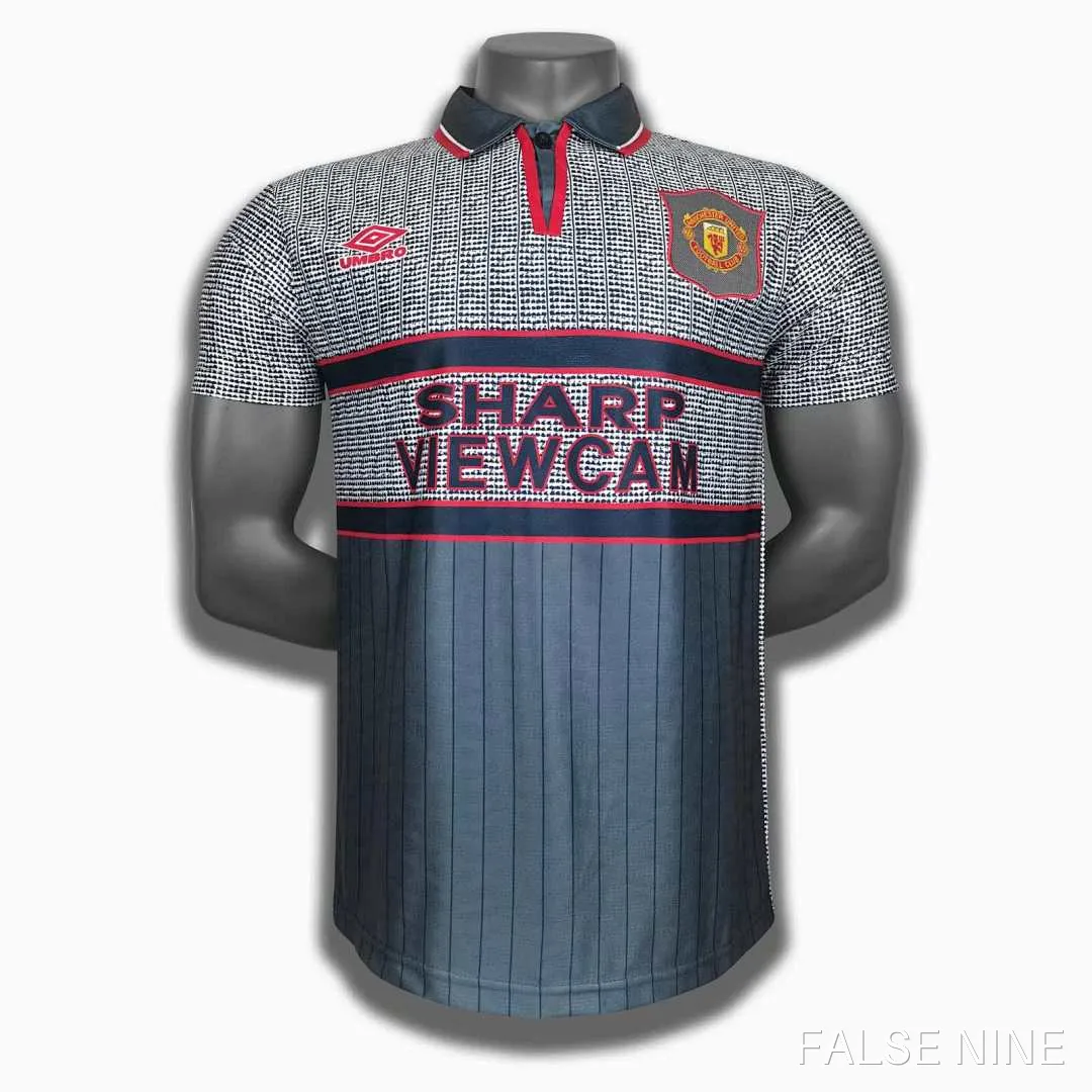 Manchester United 1995-96 Away Shirt (Fan Version), photo 1