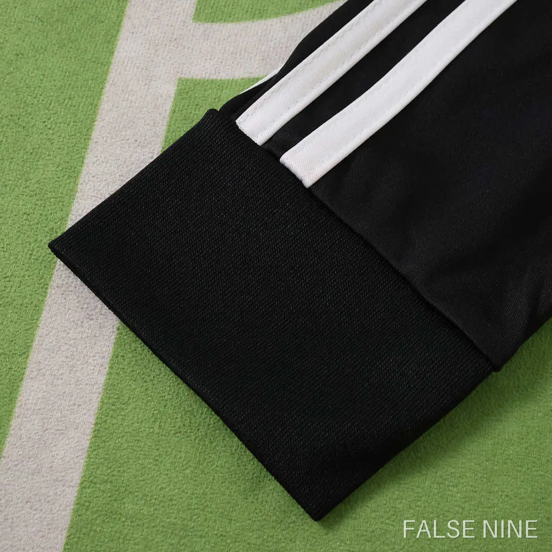 Spain 2026 Goalkeeper Long Sleeve Shirt (Fan Version), photo 8