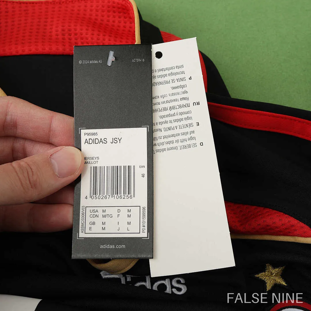 06/07 A.C. Milan third retro Fan version, photo 17