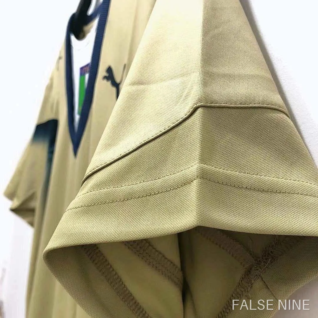 Italy 2006 Goalkeeper Shirt (Retro Fan Version), photo 5