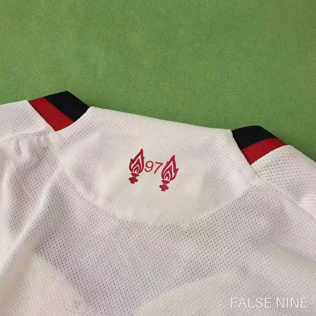 Liverpool 25/26 Away Shirt (Player Version), photo 3