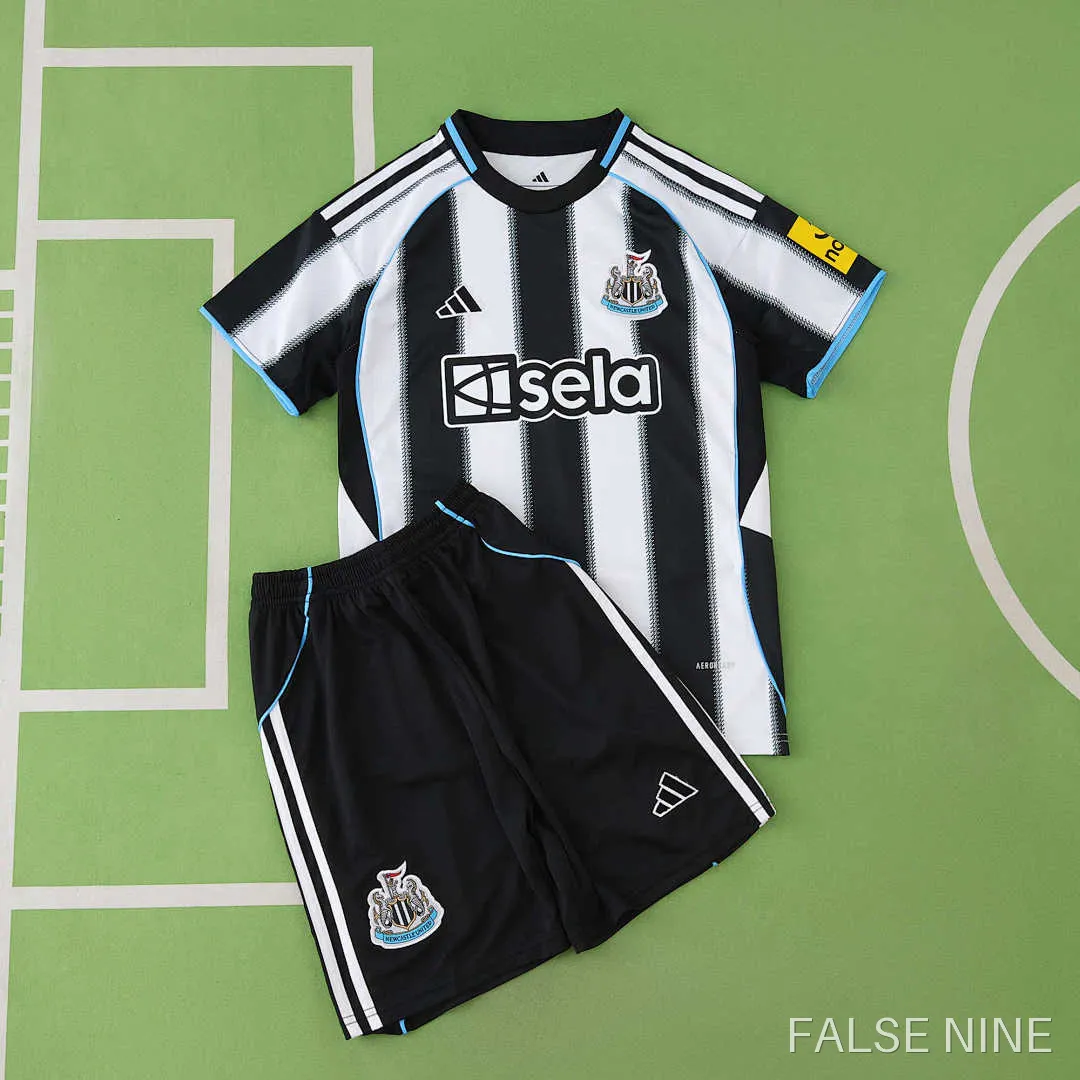 Newcastle United 25/26 Home Kids Kit, photo 13