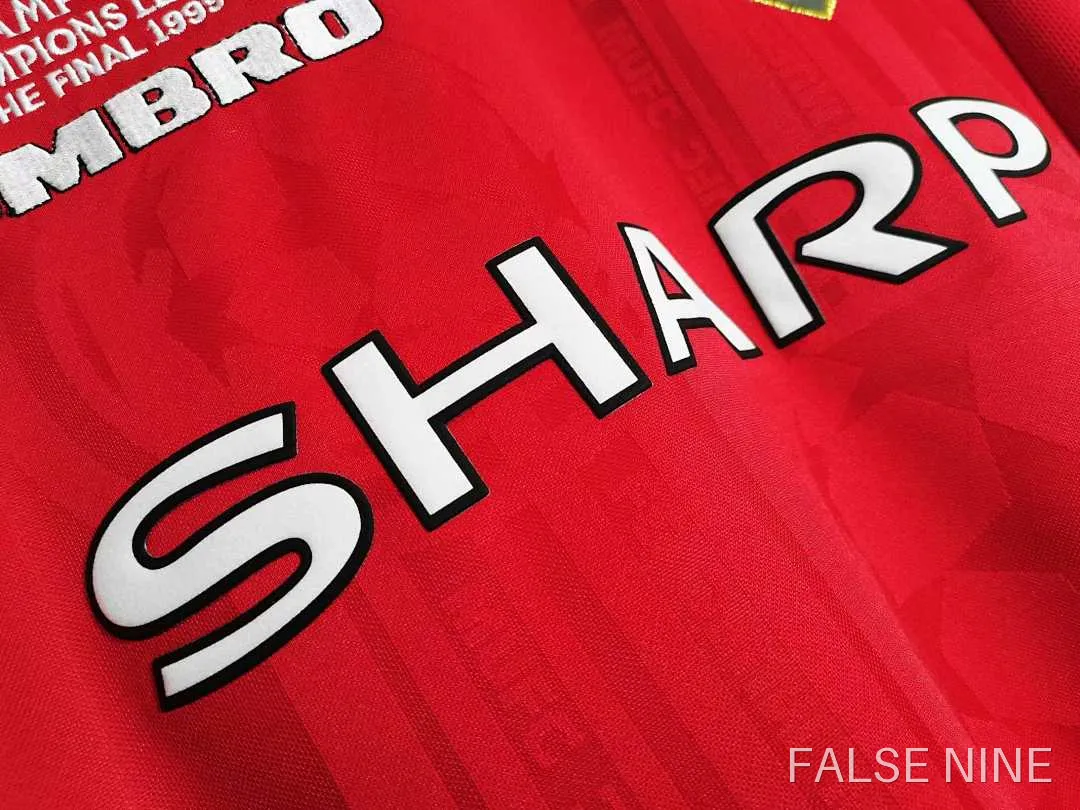 Manchester United 1999 Home Shirt (Retro Fan Version), photo 13