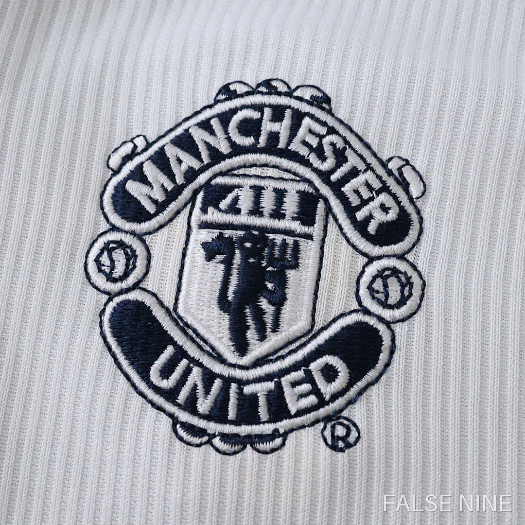 Manchester United 2000/01 Away Kids Kit (Retro), photo 12