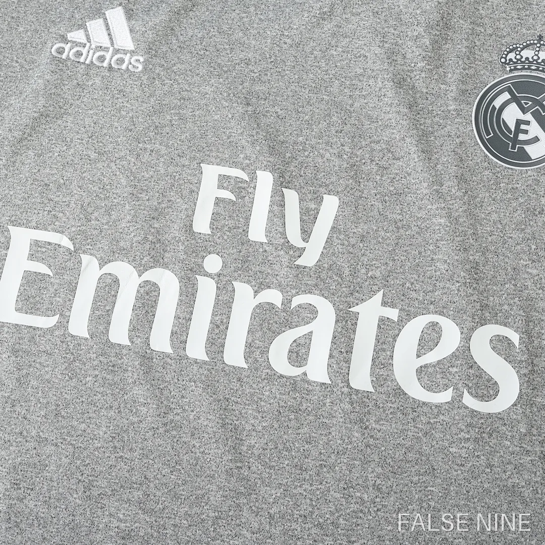 Real Madrid 15/16 Away Retro Shirt (Fan Version), photo 6