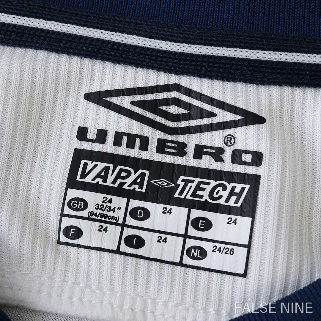 Manchester United 2000/01 Away Kids Kit (Retro), photo 24