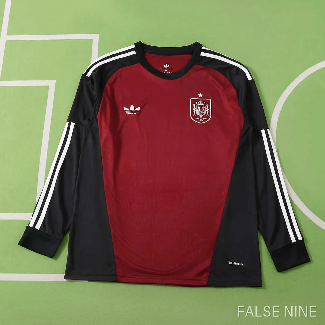 Spain 2026 Goalkeeper Long Sleeve Shirt (Fan Version), photo 1