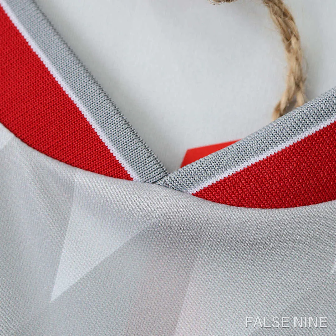 Liverpool 1989-91 Away Shirt (Fan Version), photo 5