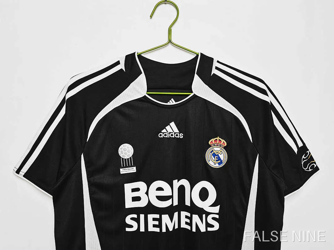 Real Madrid 06/07 Third Shirt (Retro Fan Version), photo 10