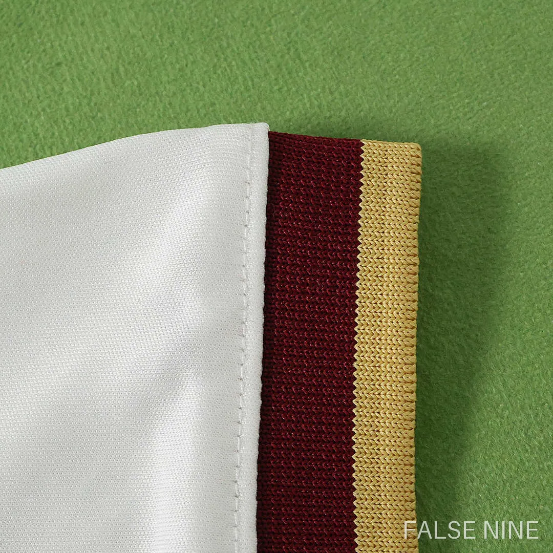 Spain 2026 Away Cropped Jersey (Two Star), photo 7