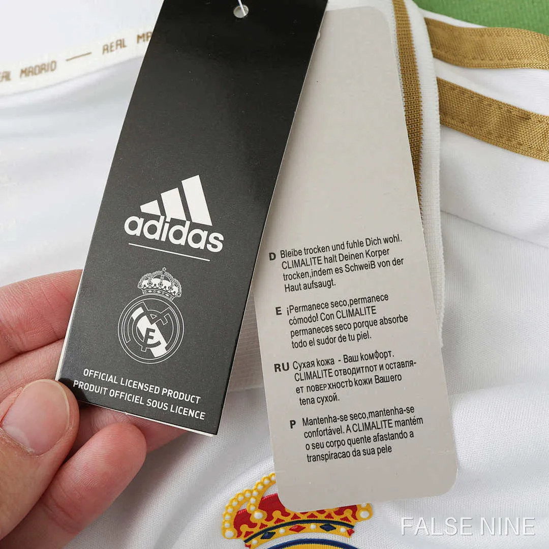 11/12 Real Madrid CF home retro Fan version, photo 22