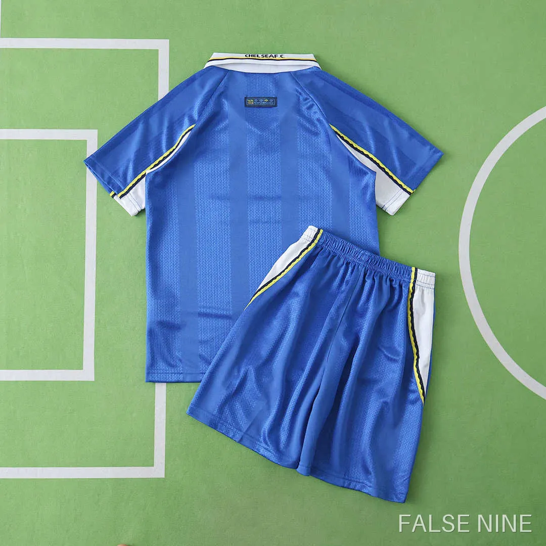Chelsea 1997-99 Home Kids Kit, photo 22