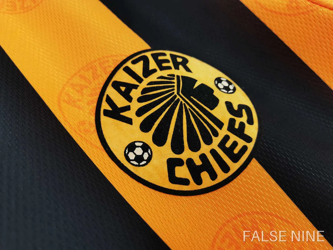 Kaizer Chiefs 1998 Home Shirt (Retro Fan Version), photo 8