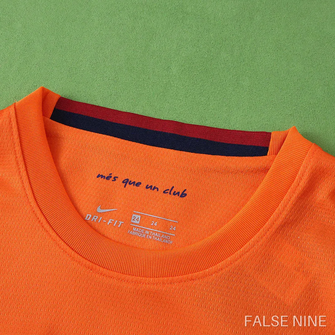 FC Barcelona 12/13 Away Kids Kit, photo 2