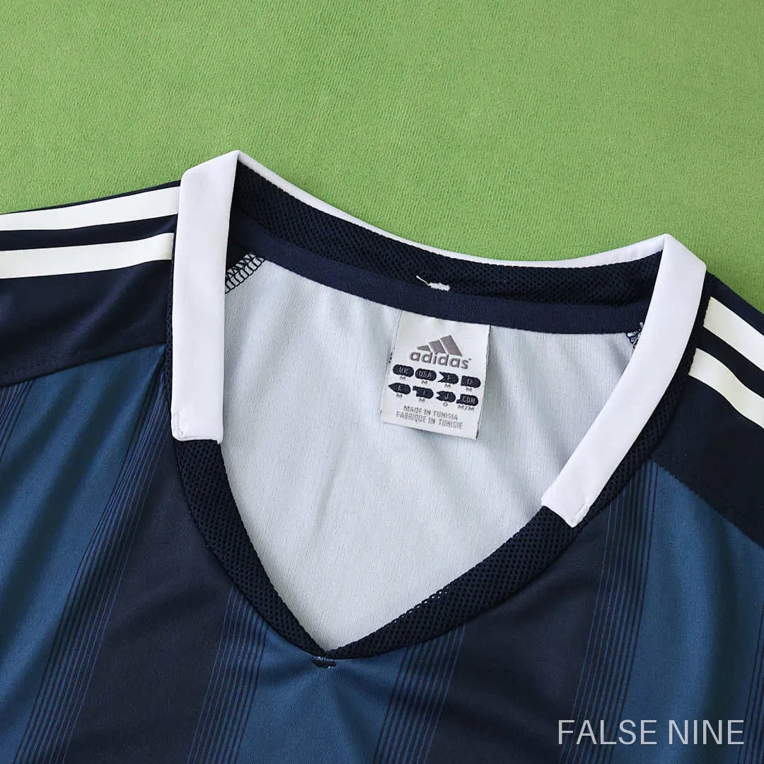 04/05 Newcastle United F.C. away retro Fan version, photo 2