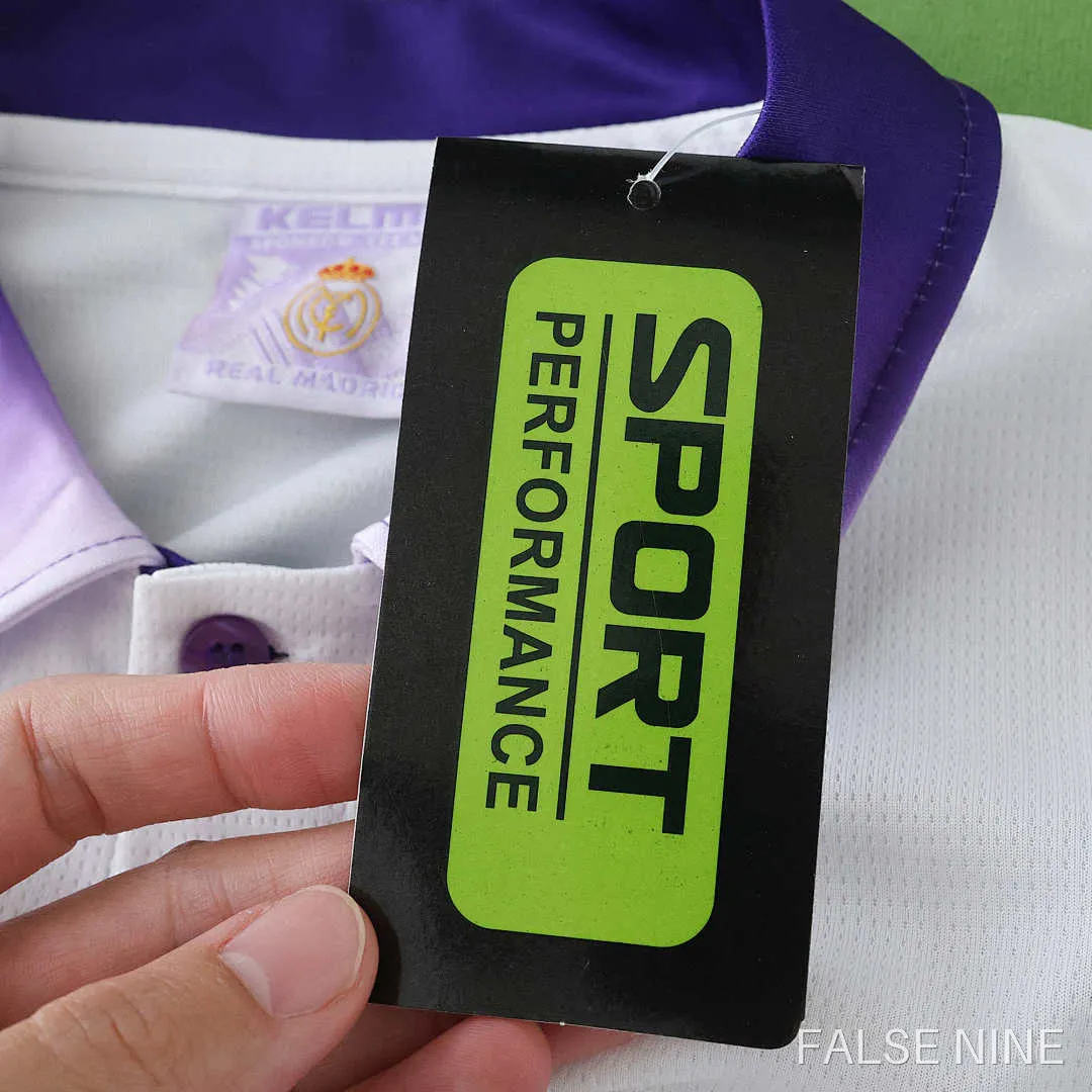 Real Madrid 1997-98 Home Kids Kit (Retro), photo 30