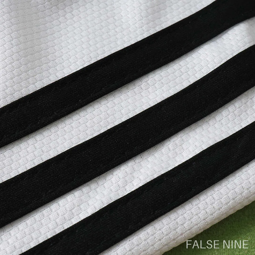 Sheffield United 26/27 Away Kids Kit, photo 8