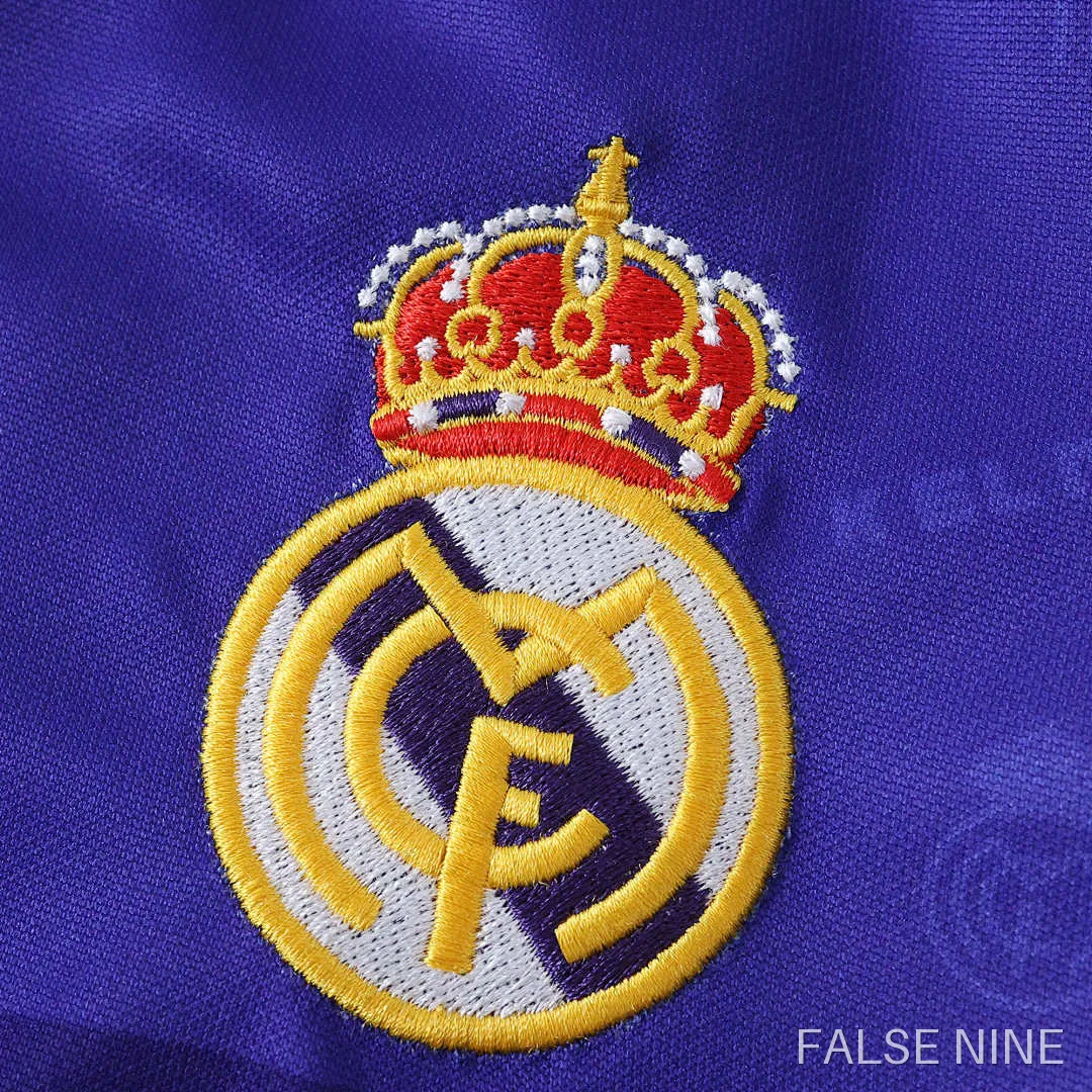Real Madrid 94/96 Away Kids Kit, photo 7