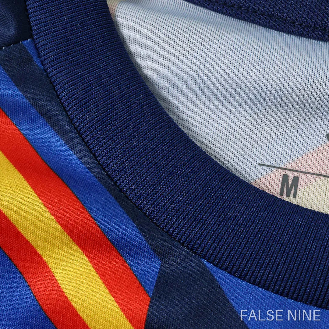 Spain 2026 Training Shirt (Fan Version), photo 16