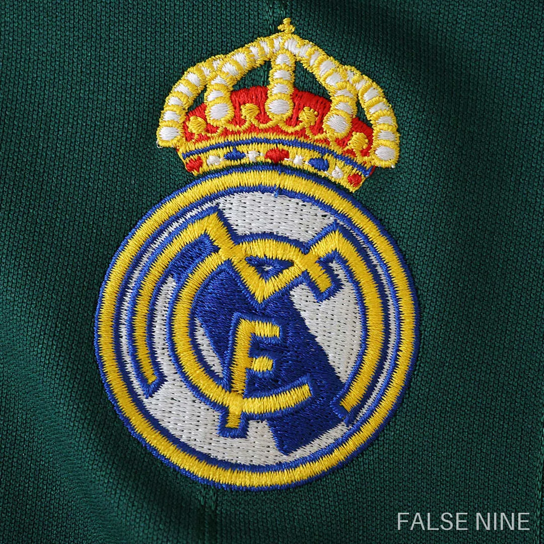 12/13 Real Madrid CF third retro Kids kit, photo 5