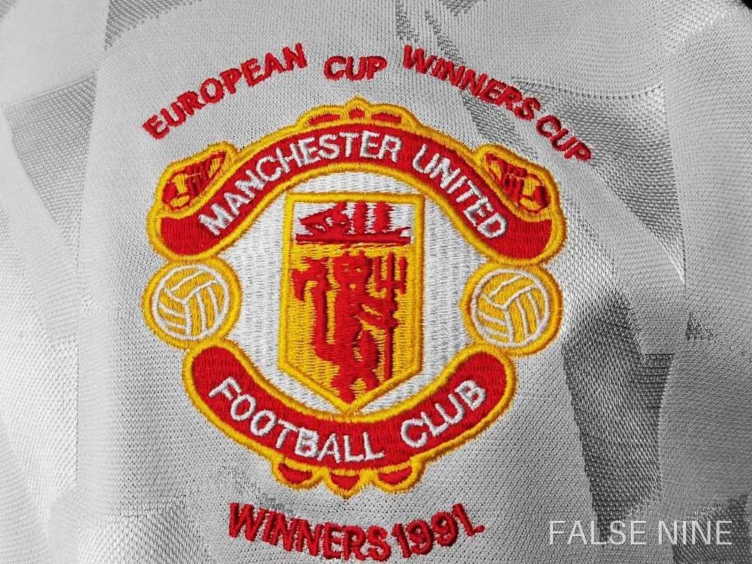 Manchester United 1991 Away Shirt (Retro Fan Version), photo 9